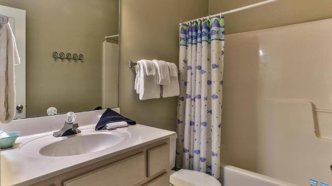 Biglows Bungalow - About A Quarter Mile To Private Neighborhood Beach Access, Pet Friendly, Community Pool Destin Exterior foto